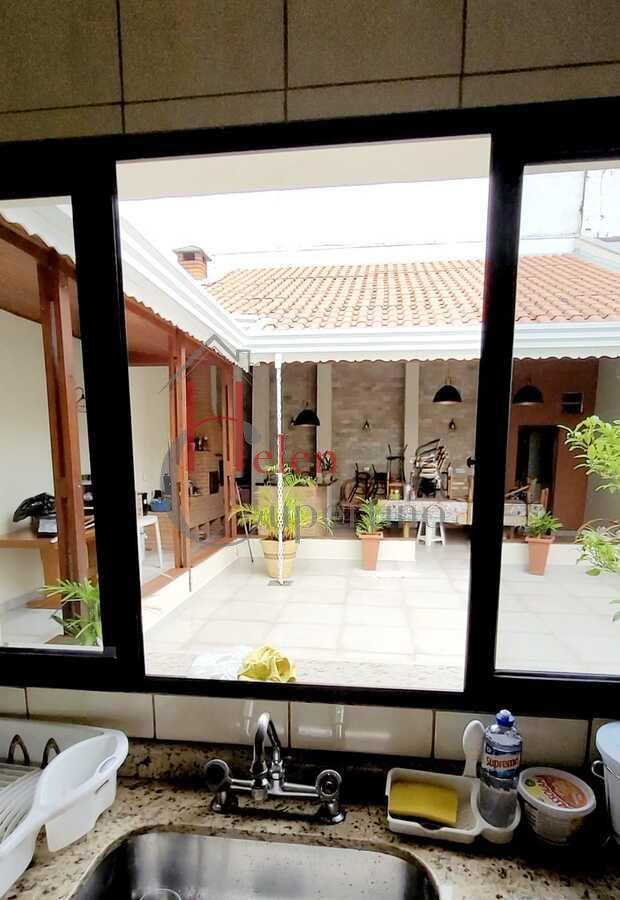 Casa à venda com 3 quartos, 300m² - Foto 19