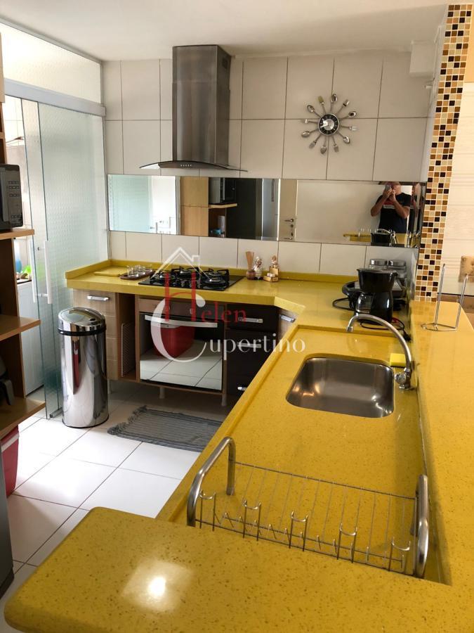 Apartamento à venda com 2 quartos, 70m² - Foto 12