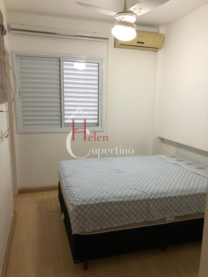 Apartamento à venda com 2 quartos, 70m² - Foto 13