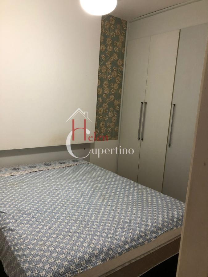 Apartamento à venda com 2 quartos, 70m² - Foto 14